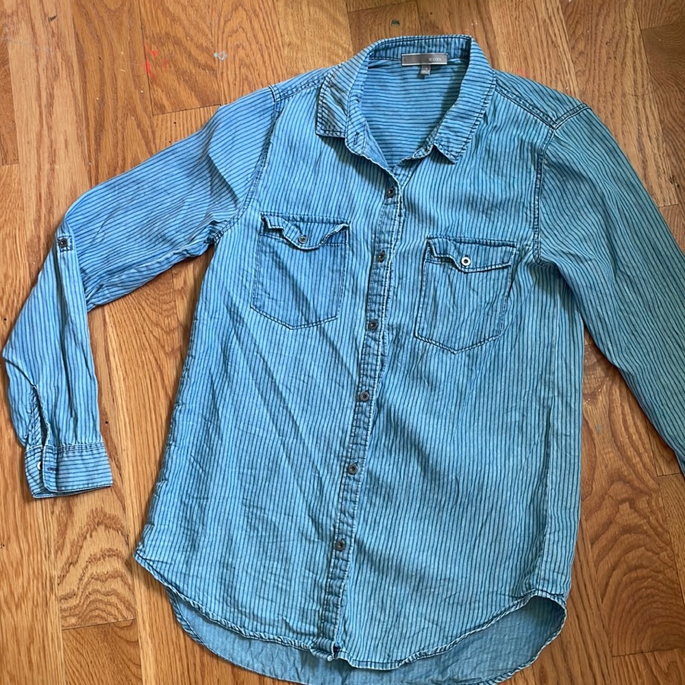 Be cool pinstripes dress shirt with metal buttons